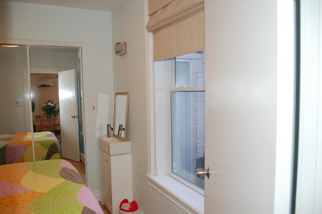Le Chasseur Bed & Breakfast Montreal Habitación foto