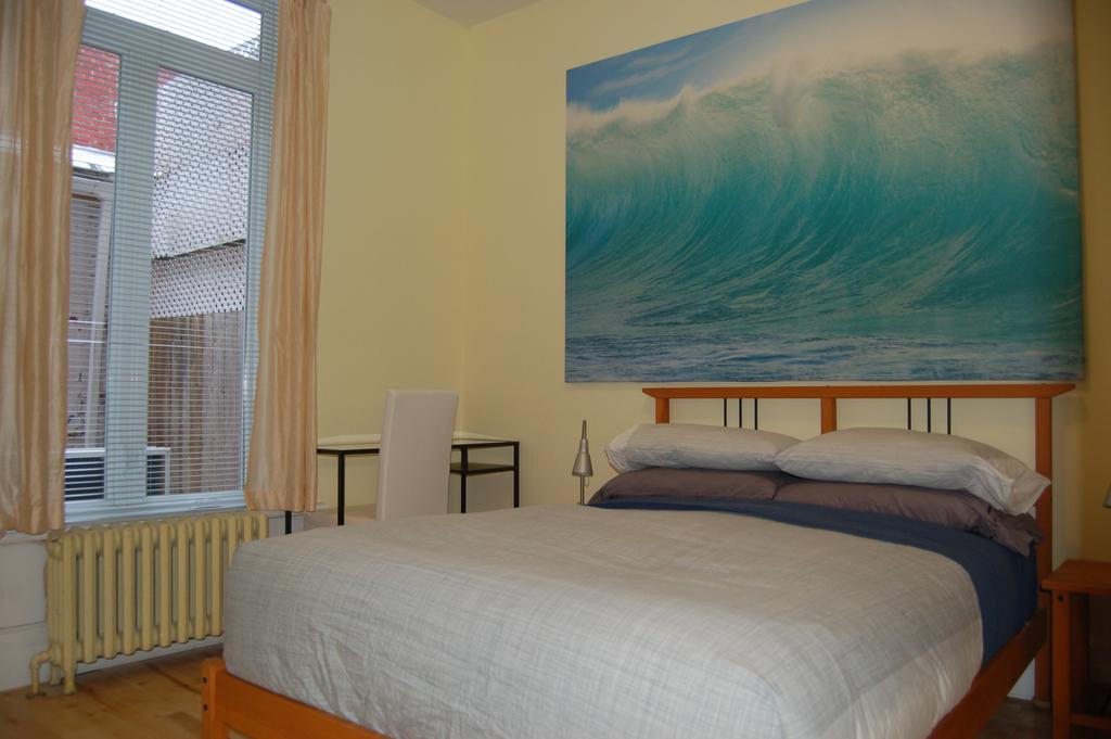 Le Chasseur Bed & Breakfast Montreal Habitación foto