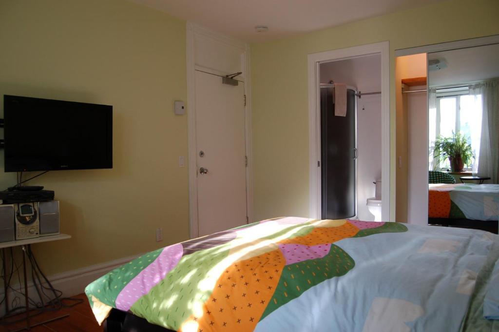 Le Chasseur Bed & Breakfast Montreal Habitación foto