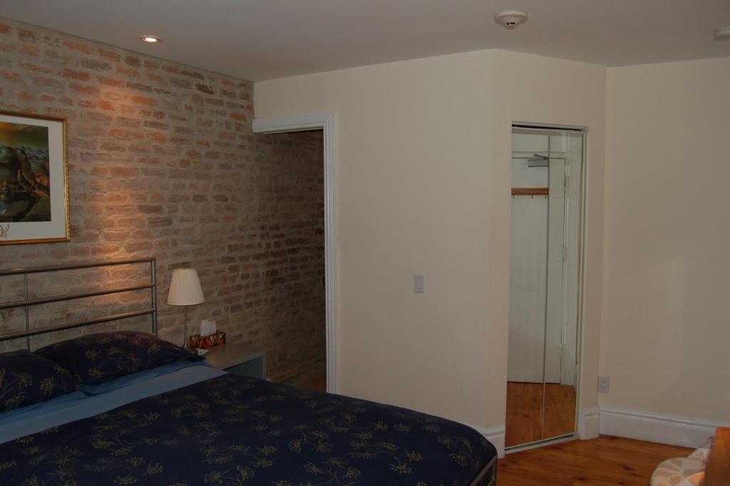 Le Chasseur Bed & Breakfast Montreal Habitación foto